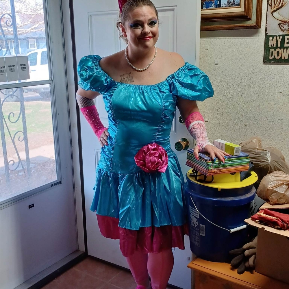 Meet your Posher, Jana - Picture 6 of 7